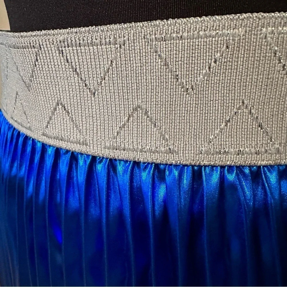 NWT Electric Blue‎ Elegant Jill LuLaRoe Metallic Accordion Pleated Skirt size M